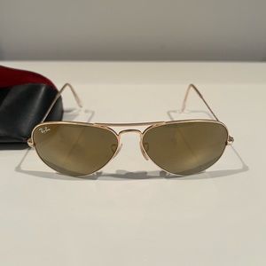 Ray-Ban Gold Aviator Sunglasses